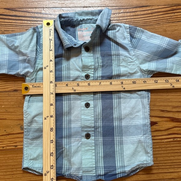 Cat & Jack Plaid Button Down Kids Blue Excellent Long Sleeve Pocket SIZE 18M - Picture 4 of 5
